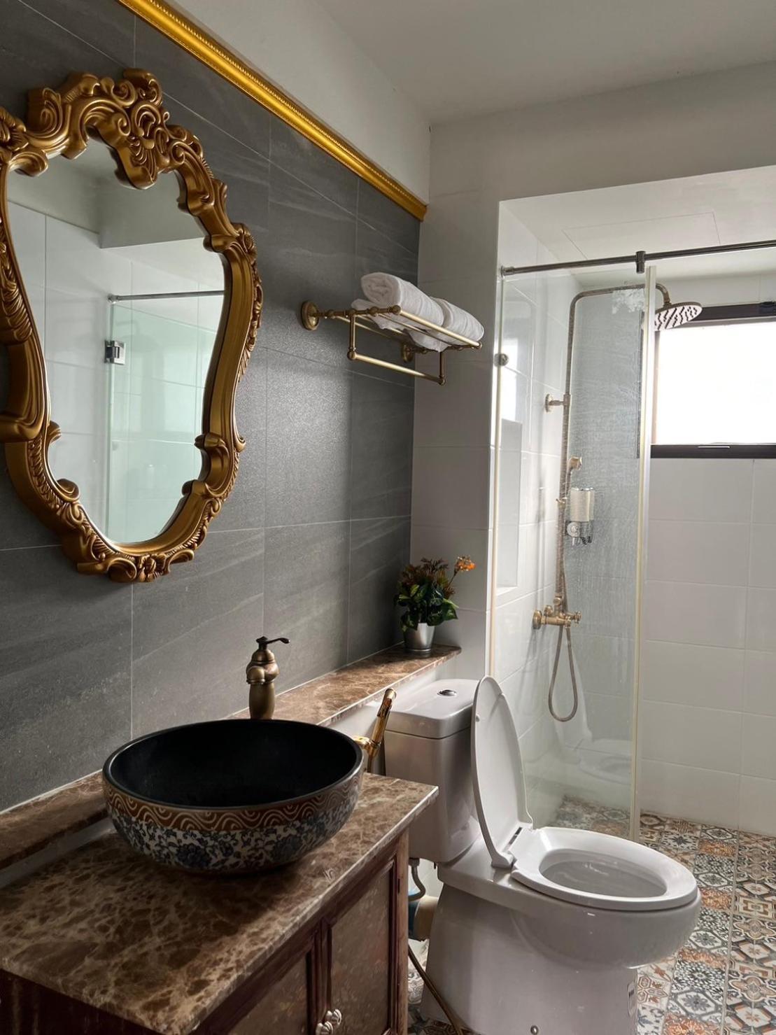 Quinstel Hostel Банкок Екстериор снимка